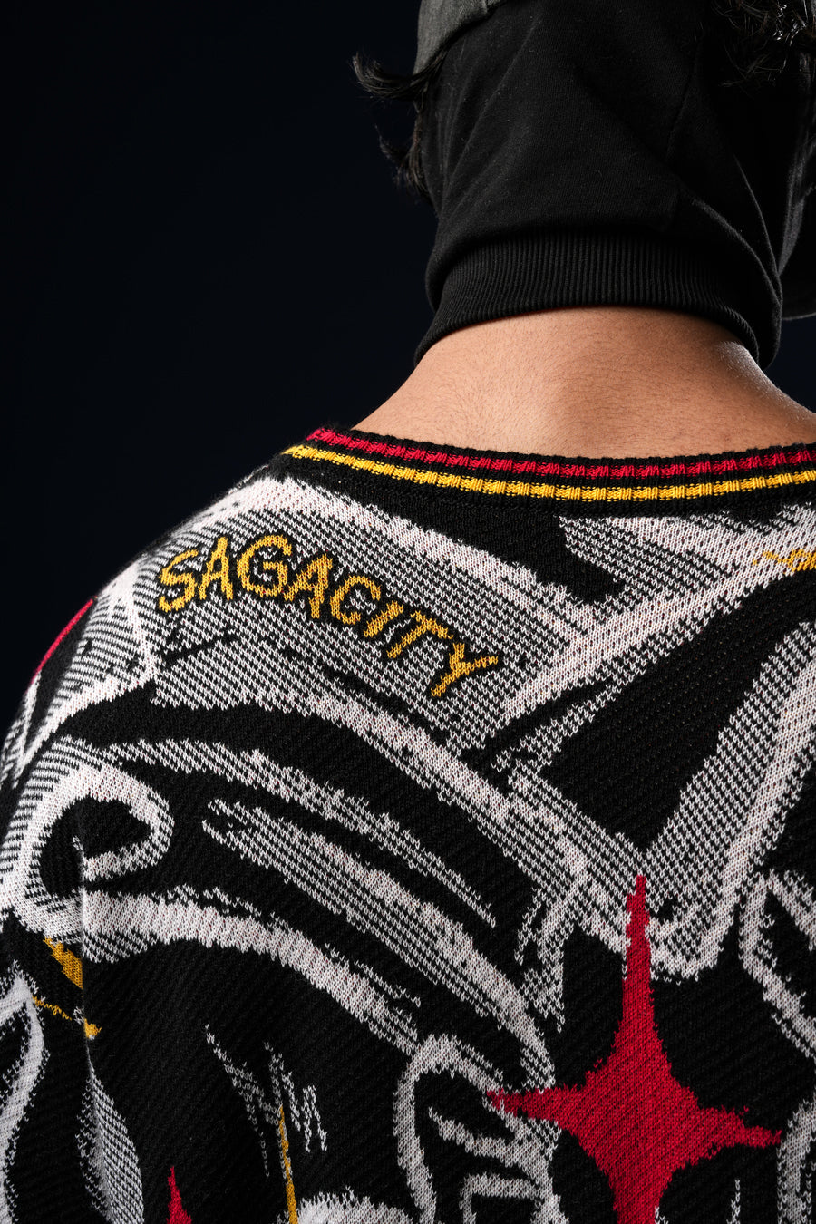 G 05 - Knitted Sweatshirt